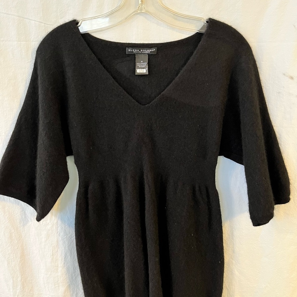 Black V-Neck Cashmere Sweater by Elena Solano